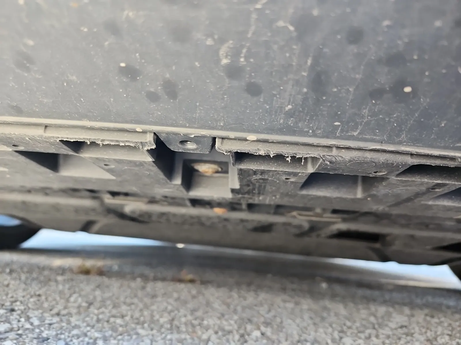 Undercarriage - Front Photo