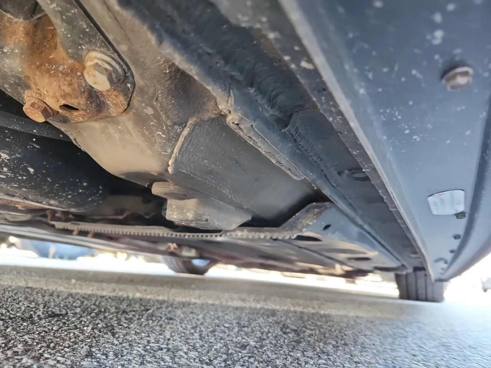 Undercarriage - Passenger Photo