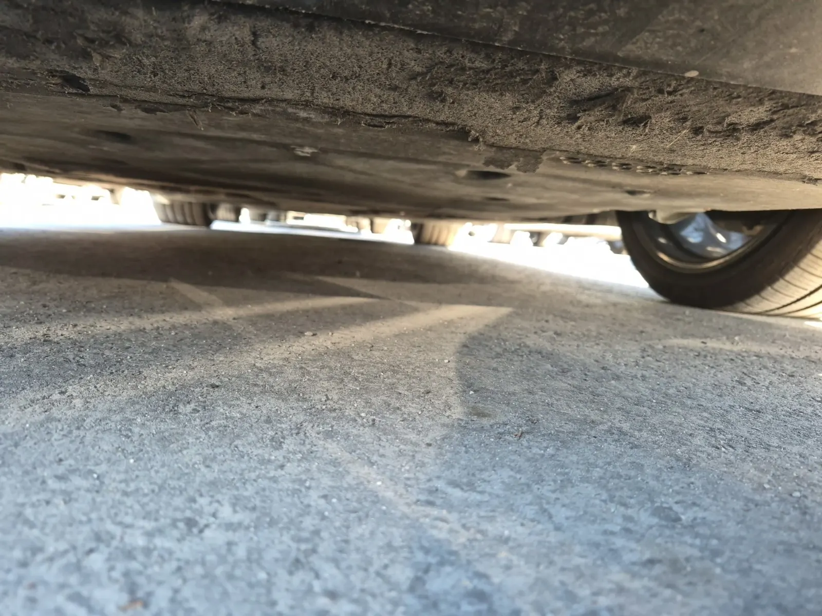 Undercarriage - Front Photo