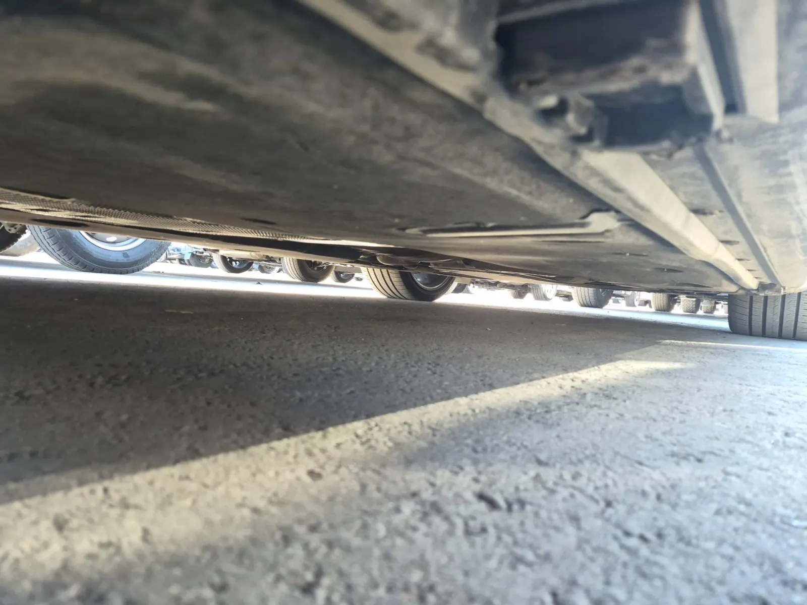 Undercarriage - Passenger Photo