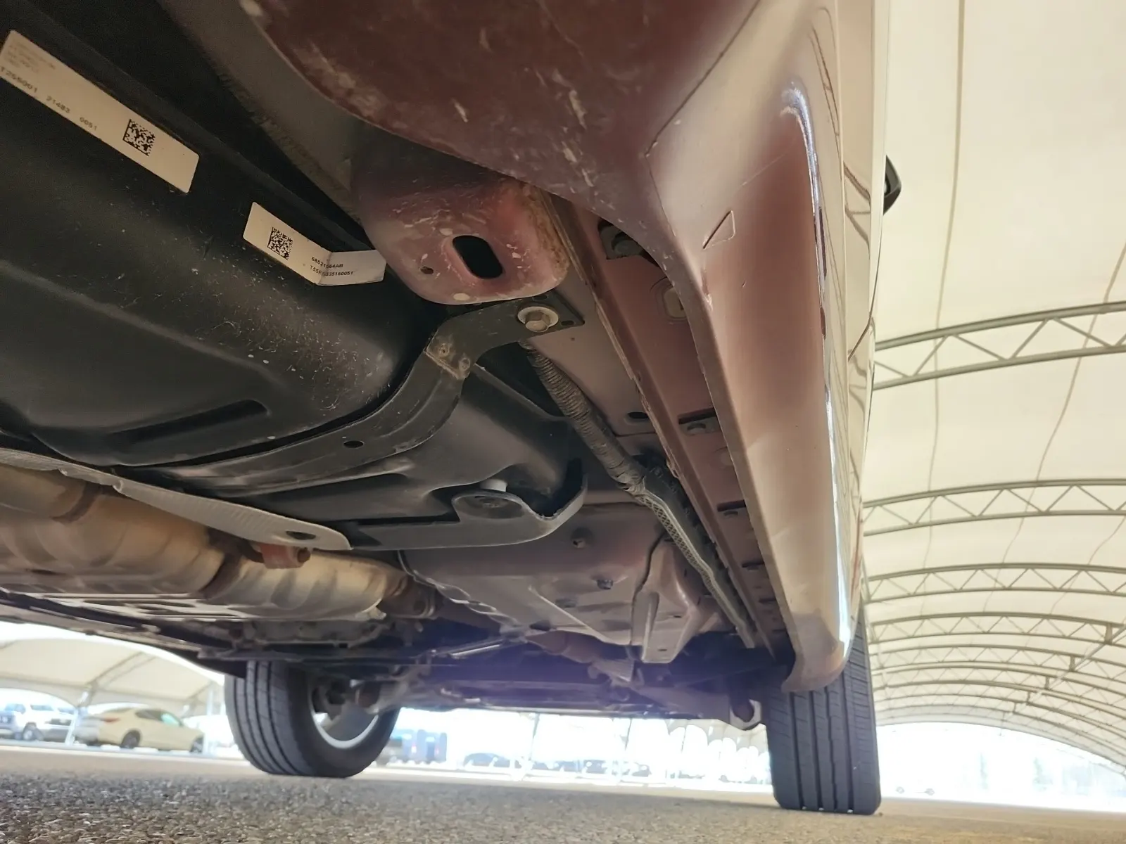 Undercarriage - Passenger Photo