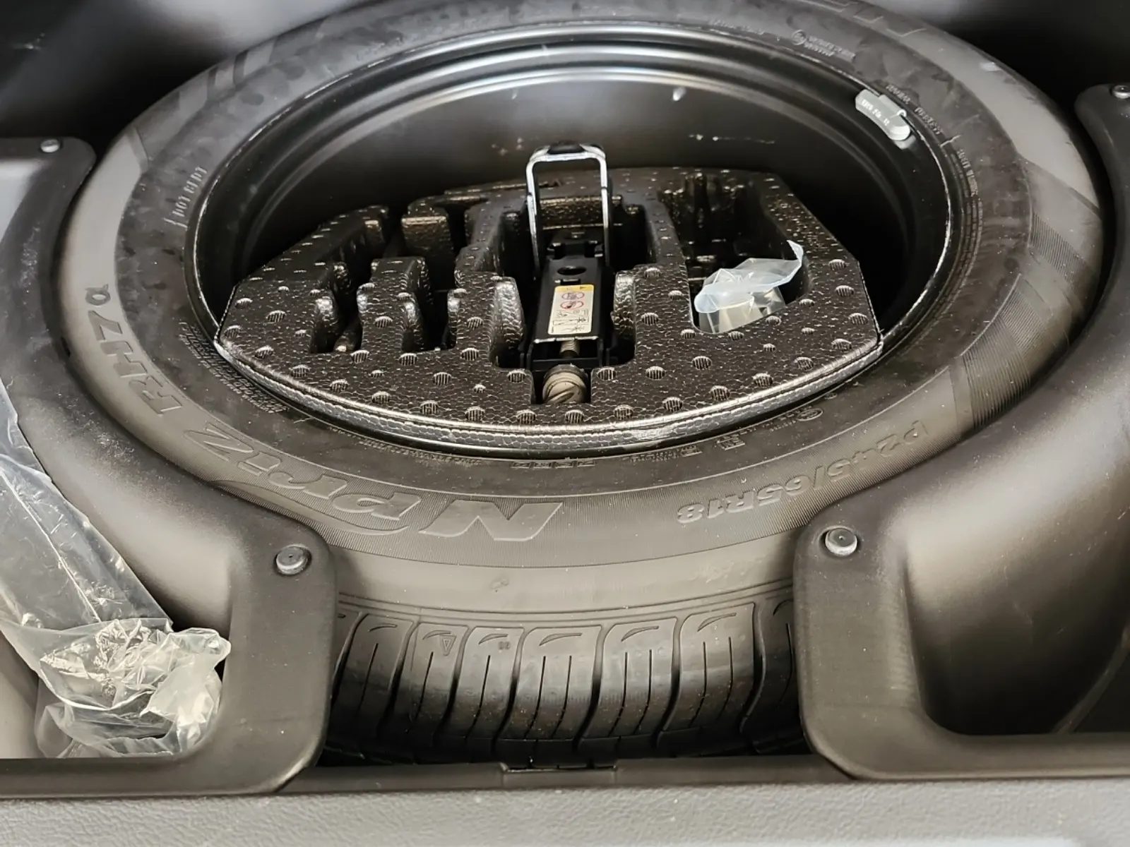 Spare Tire & Wheel Photo