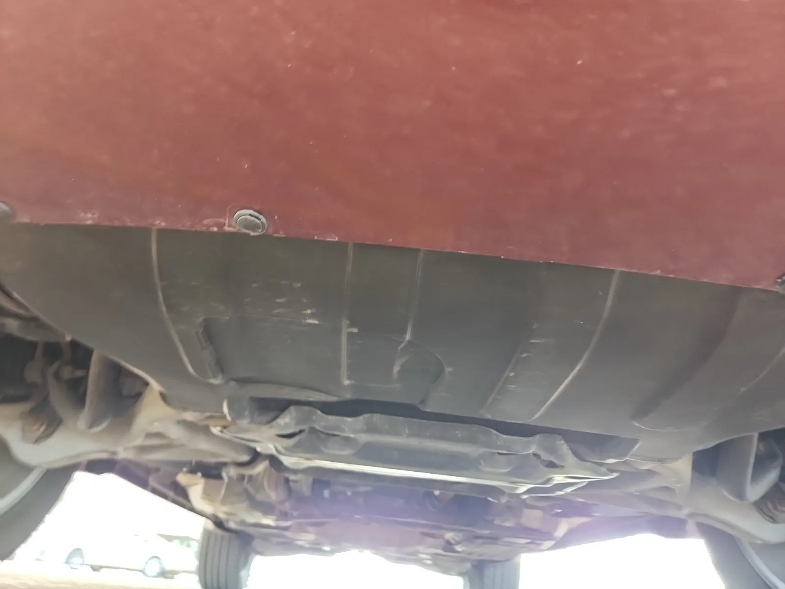 Undercarriage - Front Photo
