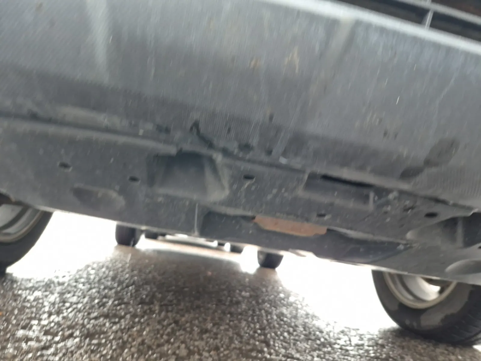 Undercarriage - Front Photo