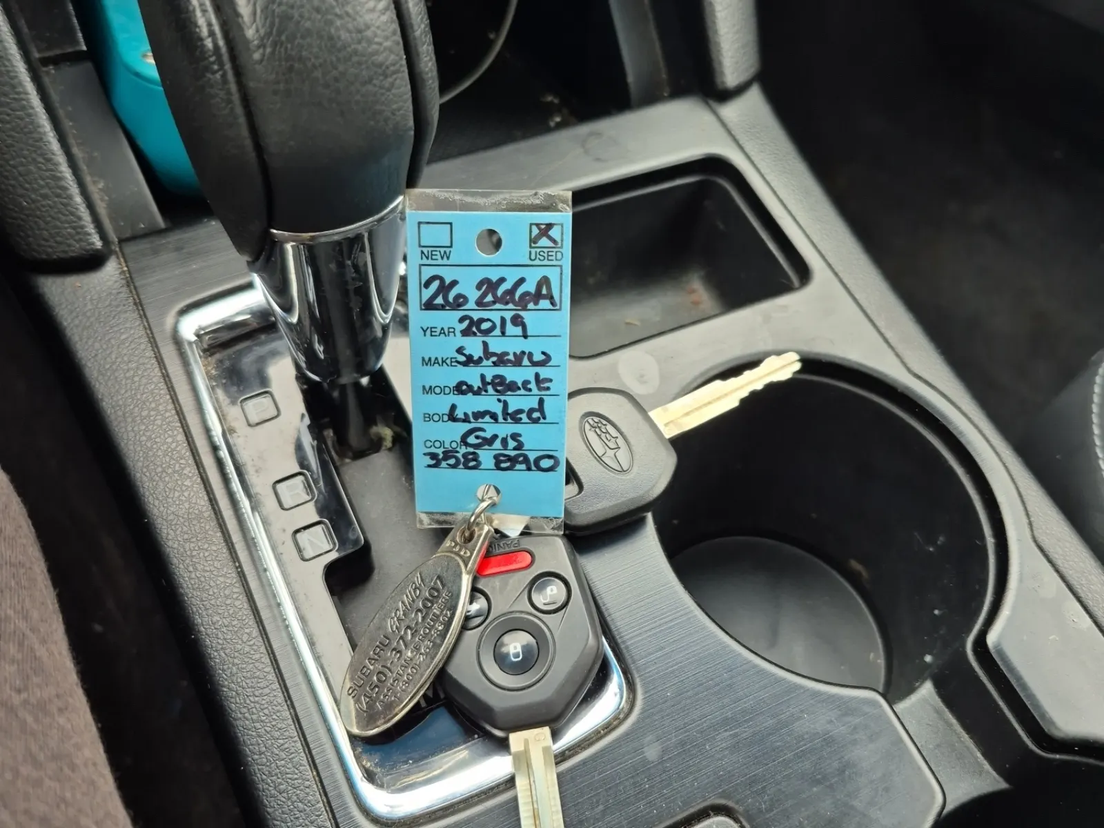 Keys/Fobs/Manual Photo