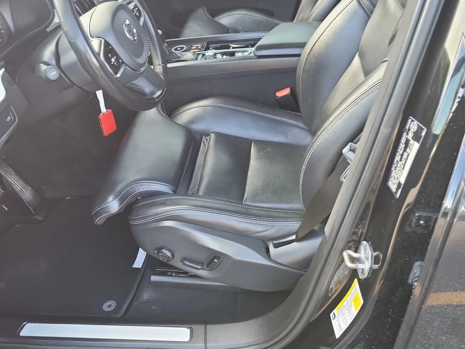 Front Interior Photo