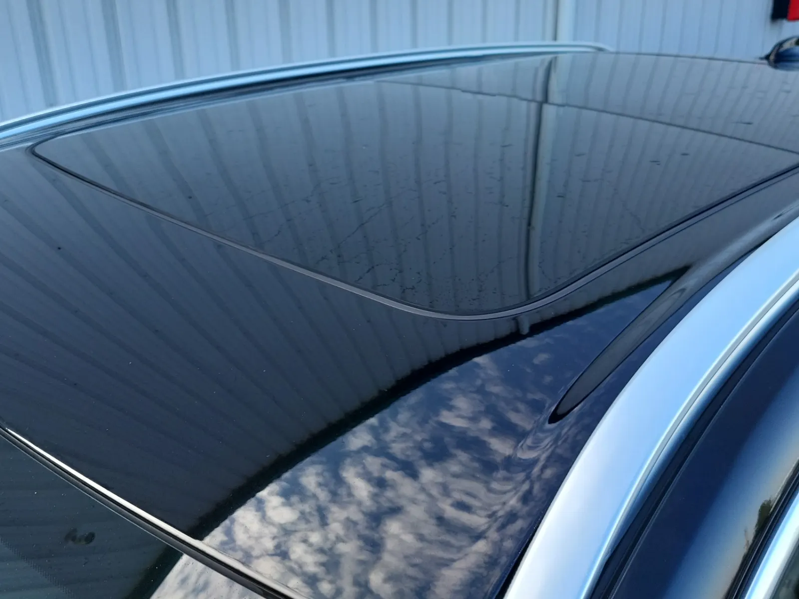 Exterior Roof Photo