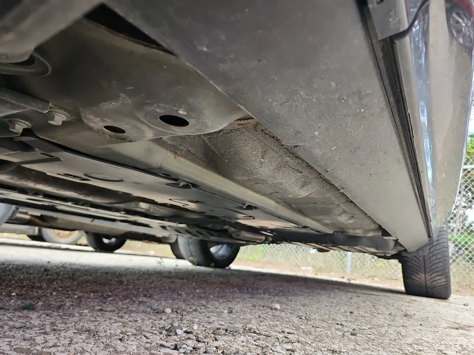 Undercarriage - Driver Photo