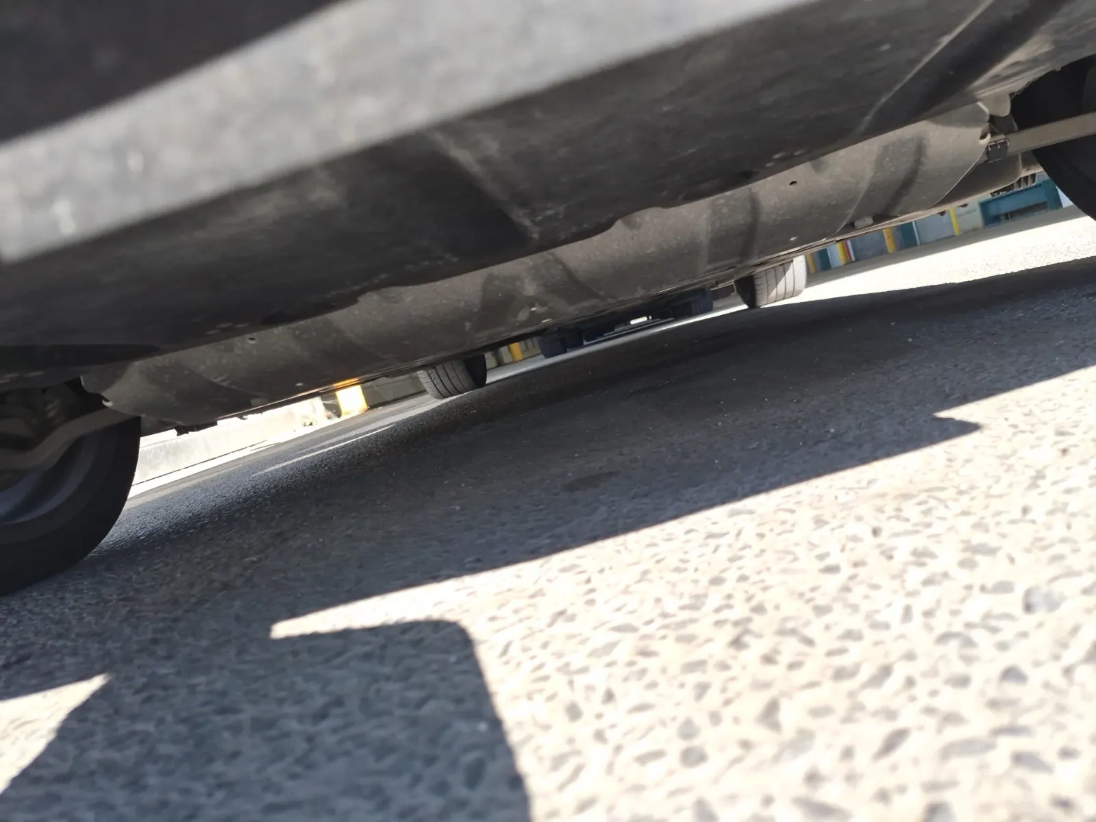 Undercarriage - Front Photo
