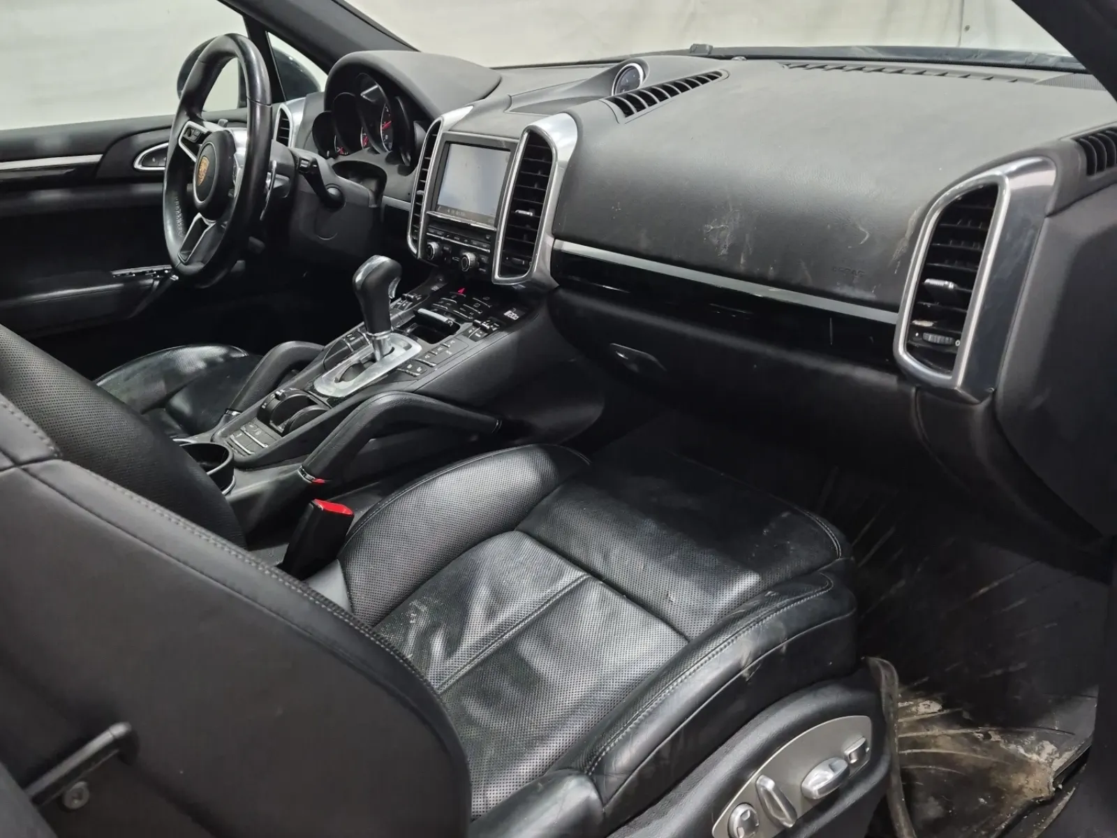 Right Side Interior Photo