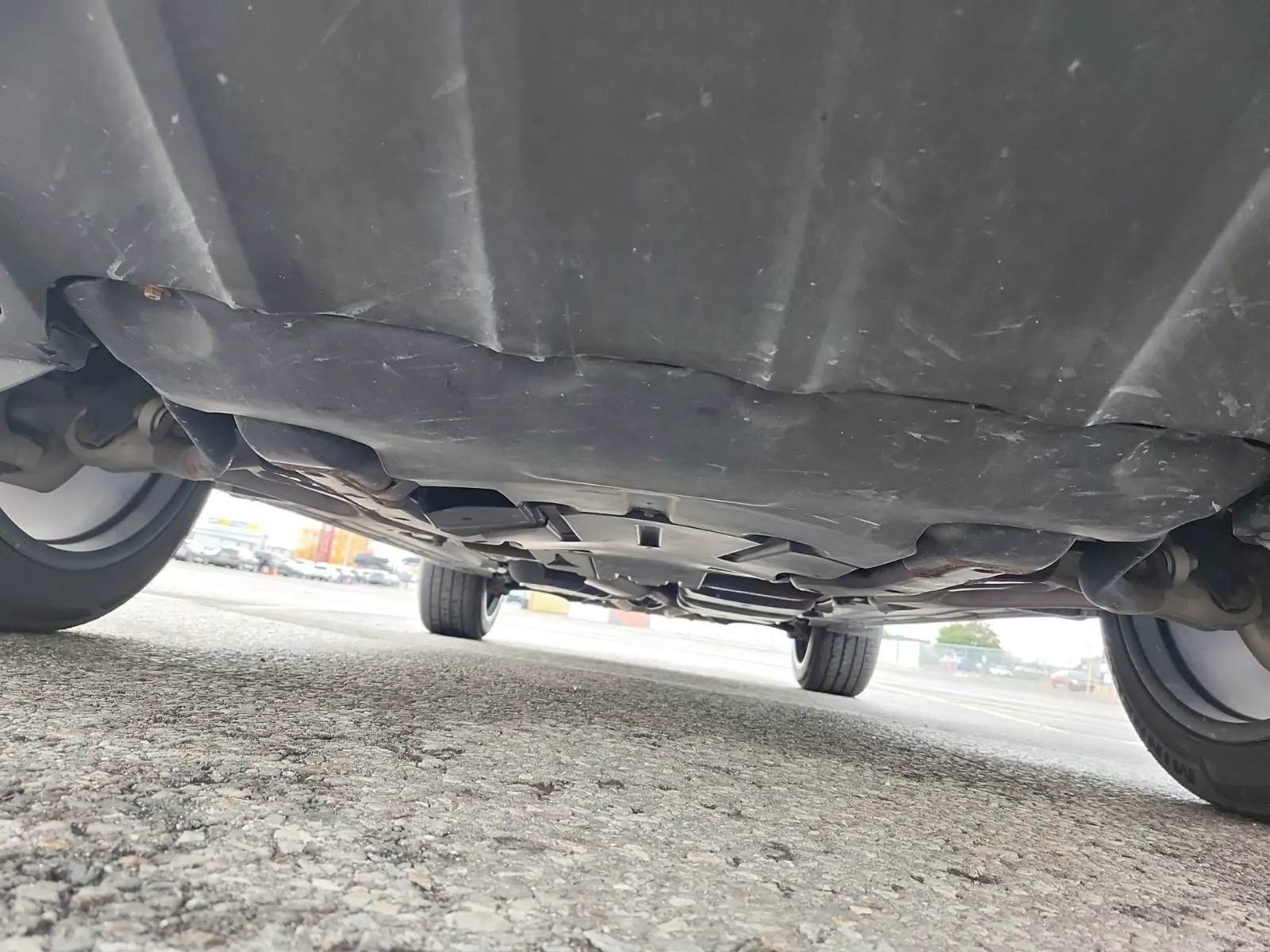 Undercarriage - Front Photo