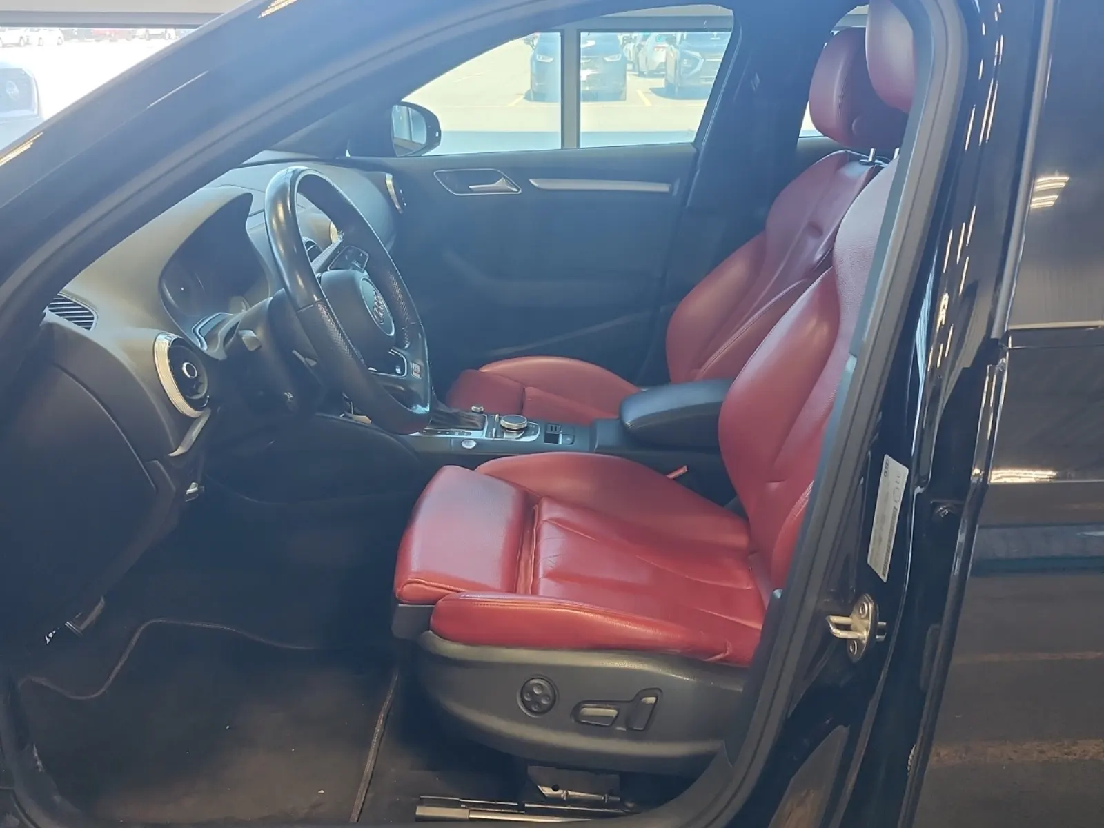 Front Interior Photo