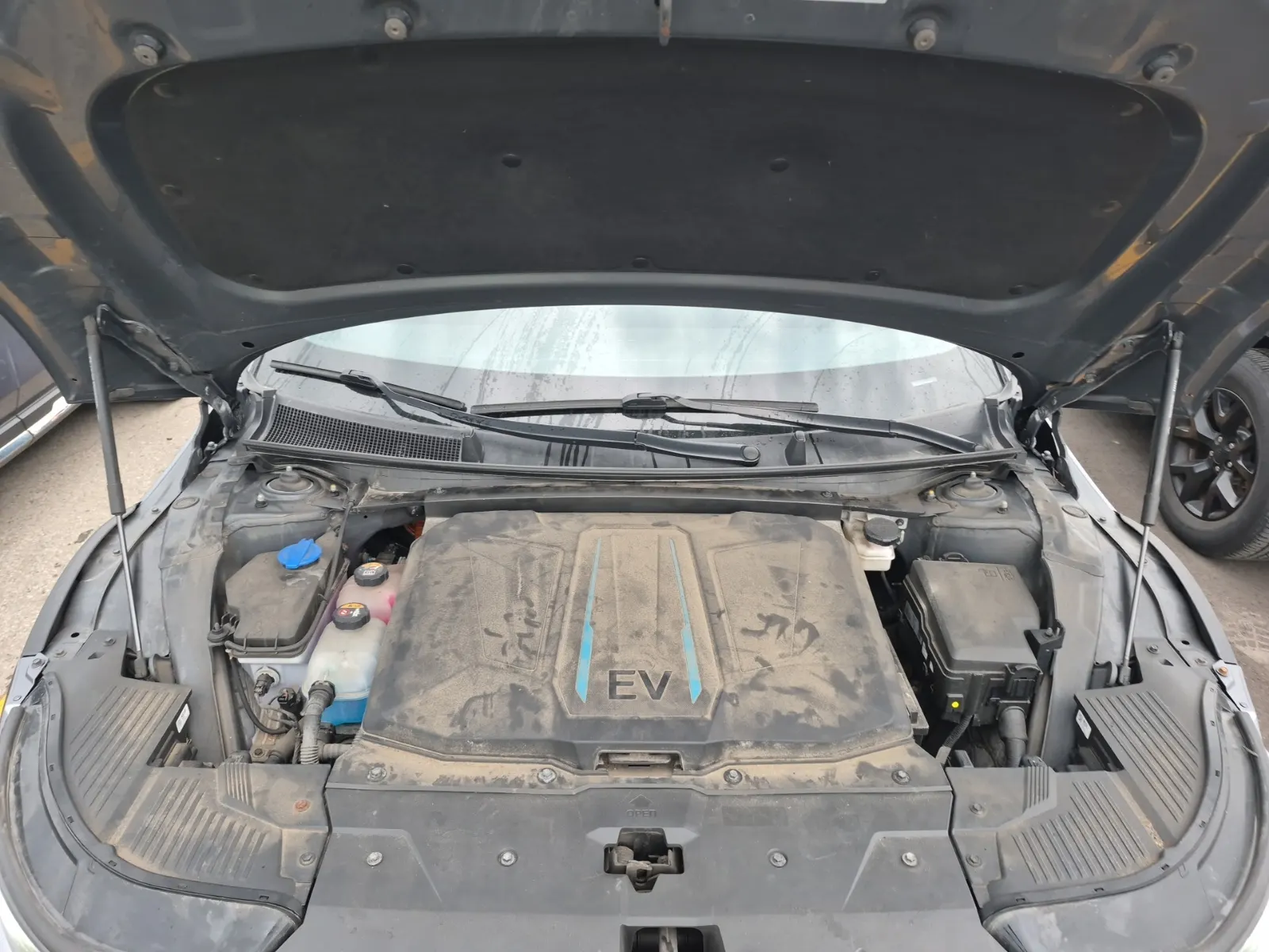 Engine Photo