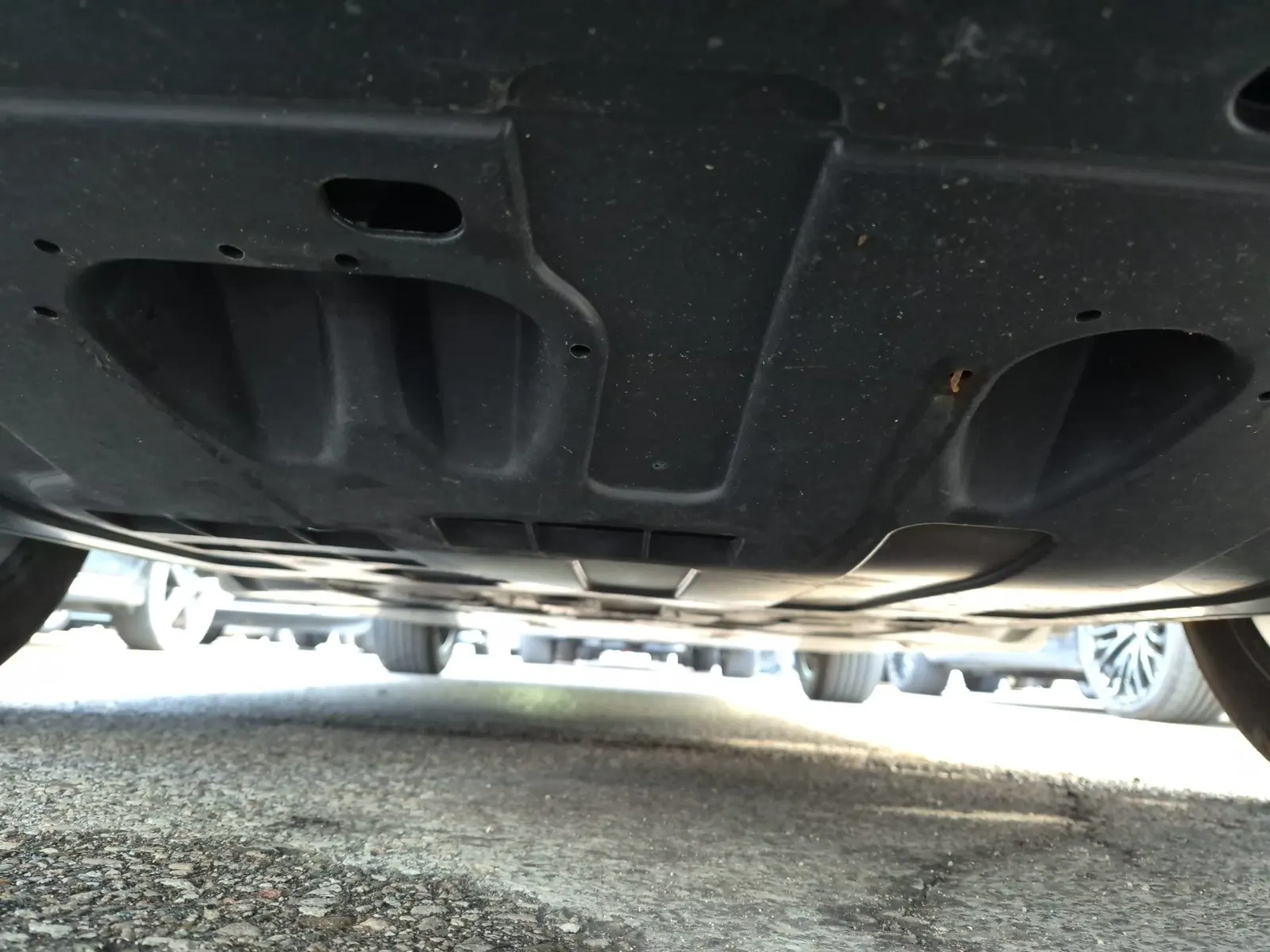 Undercarriage - Front Photo