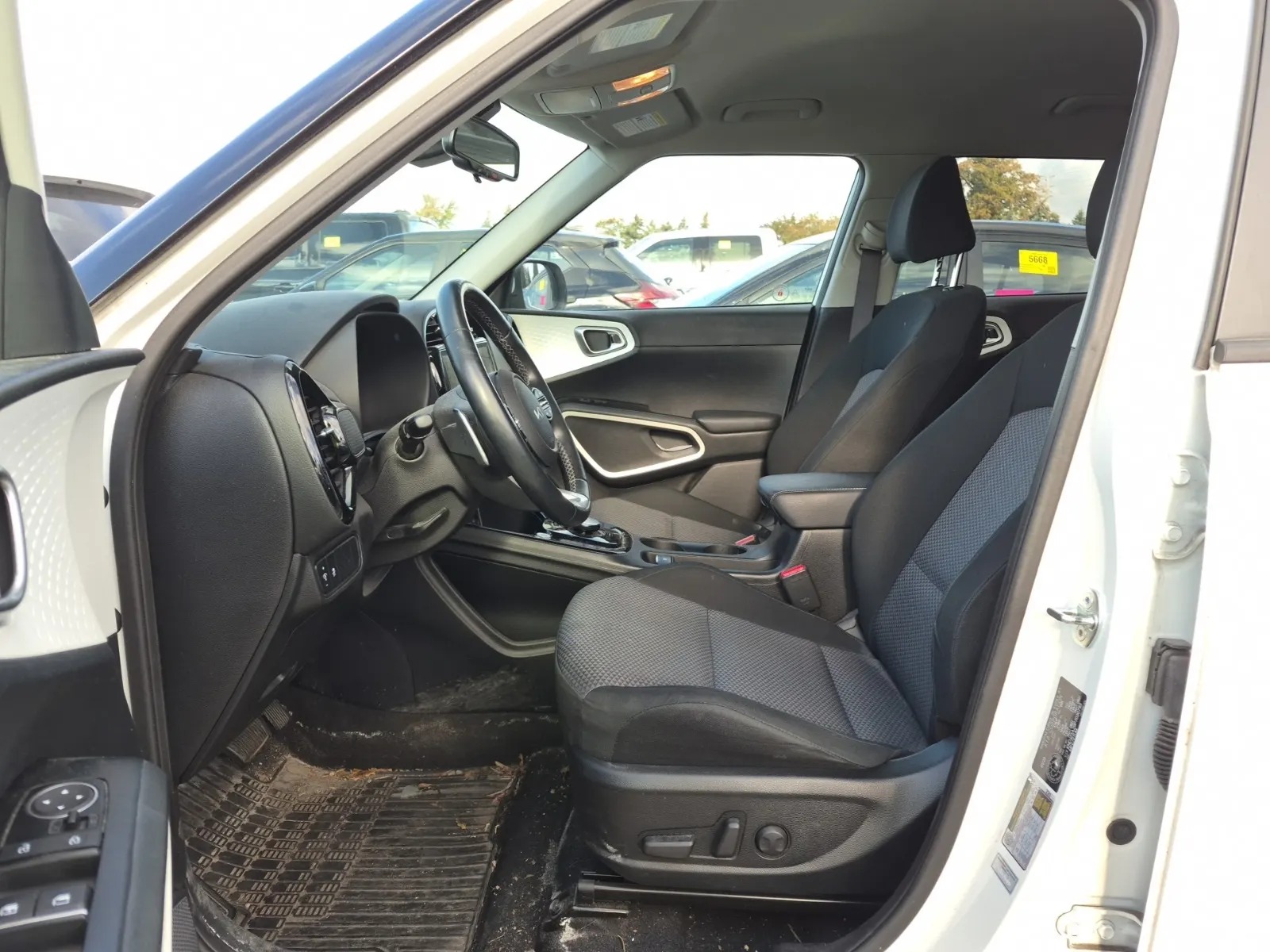 Front Interior Photo
