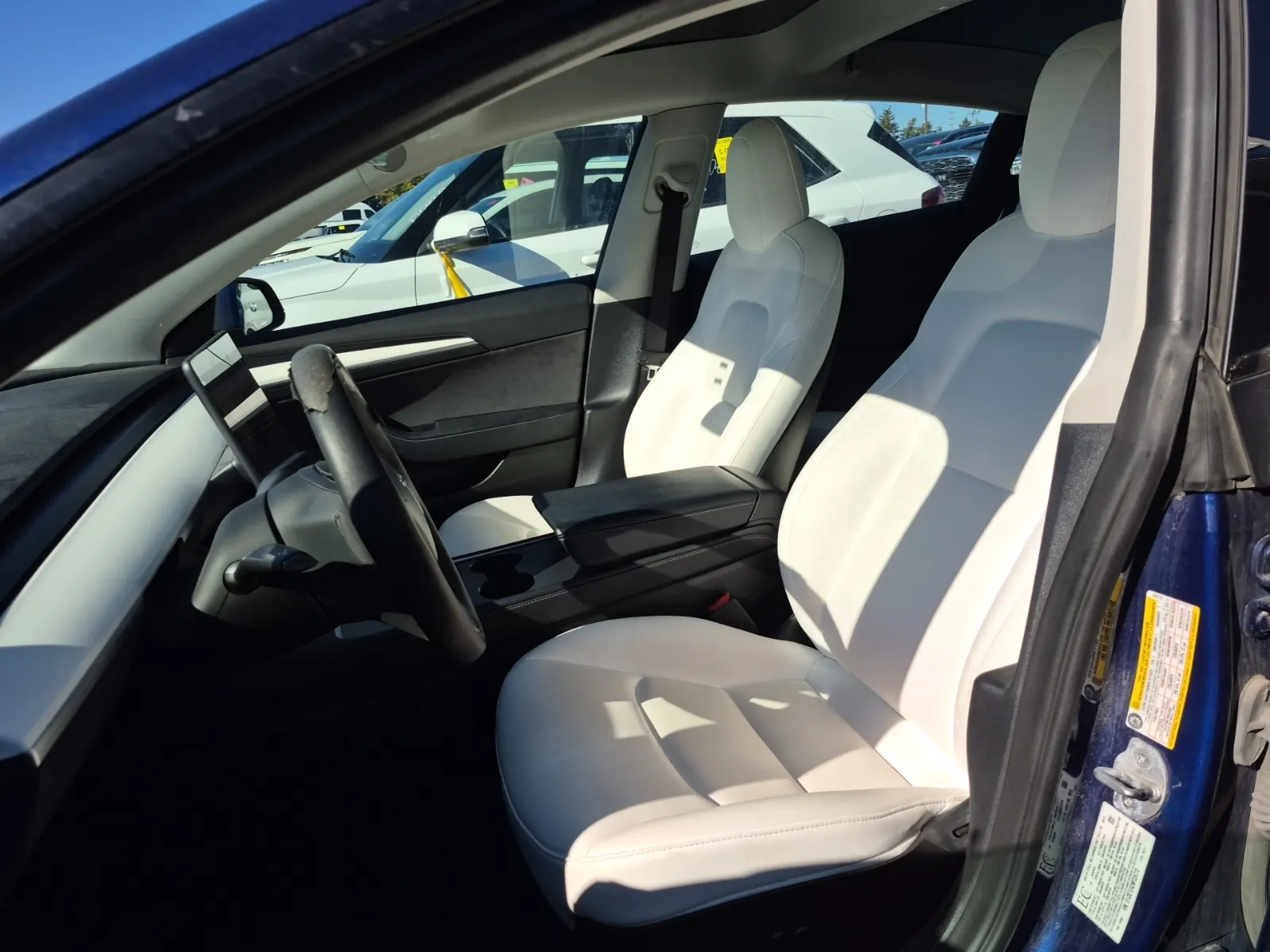 Front Interior Photo