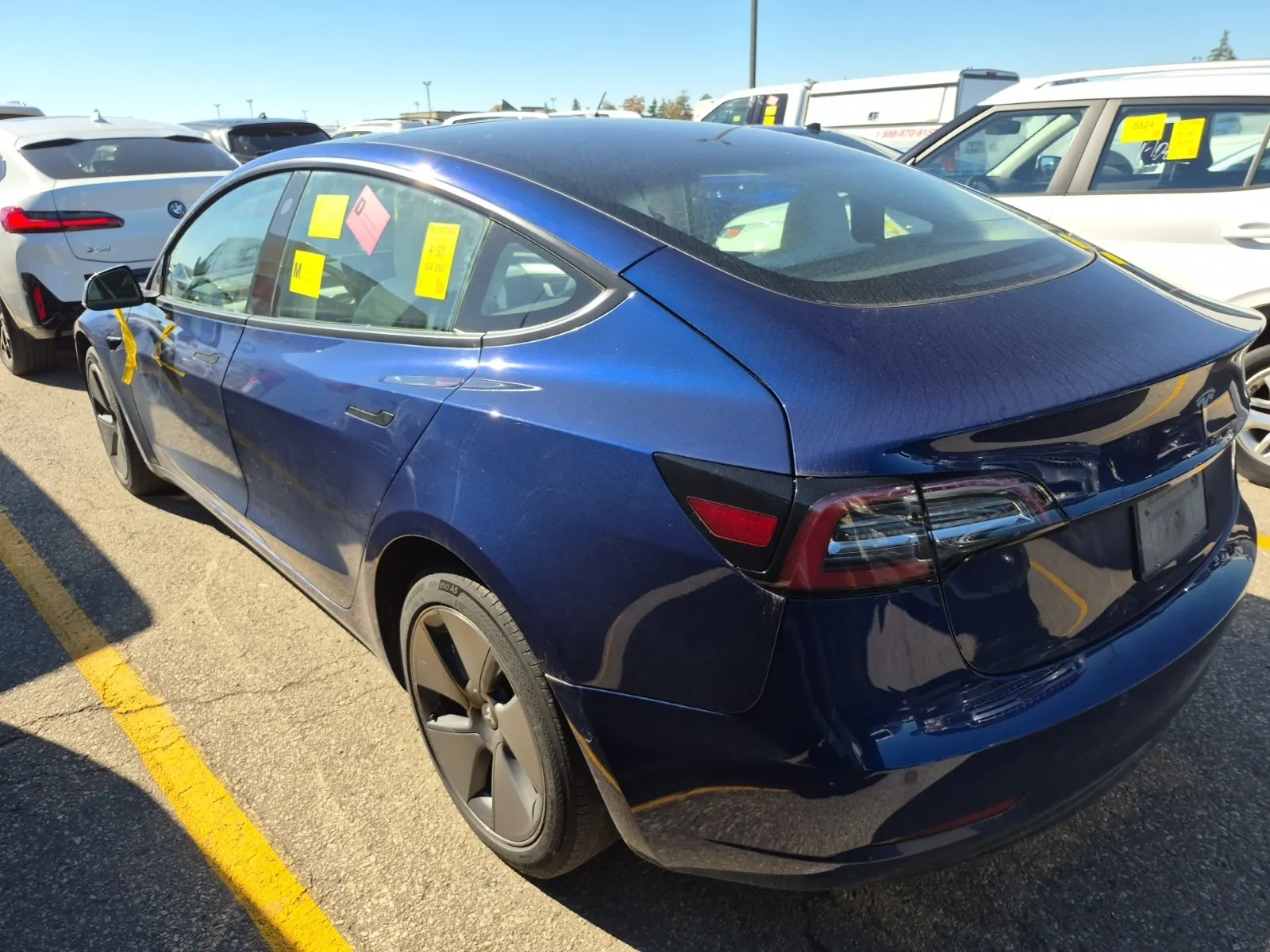 Driver Rear 3/4 Photo