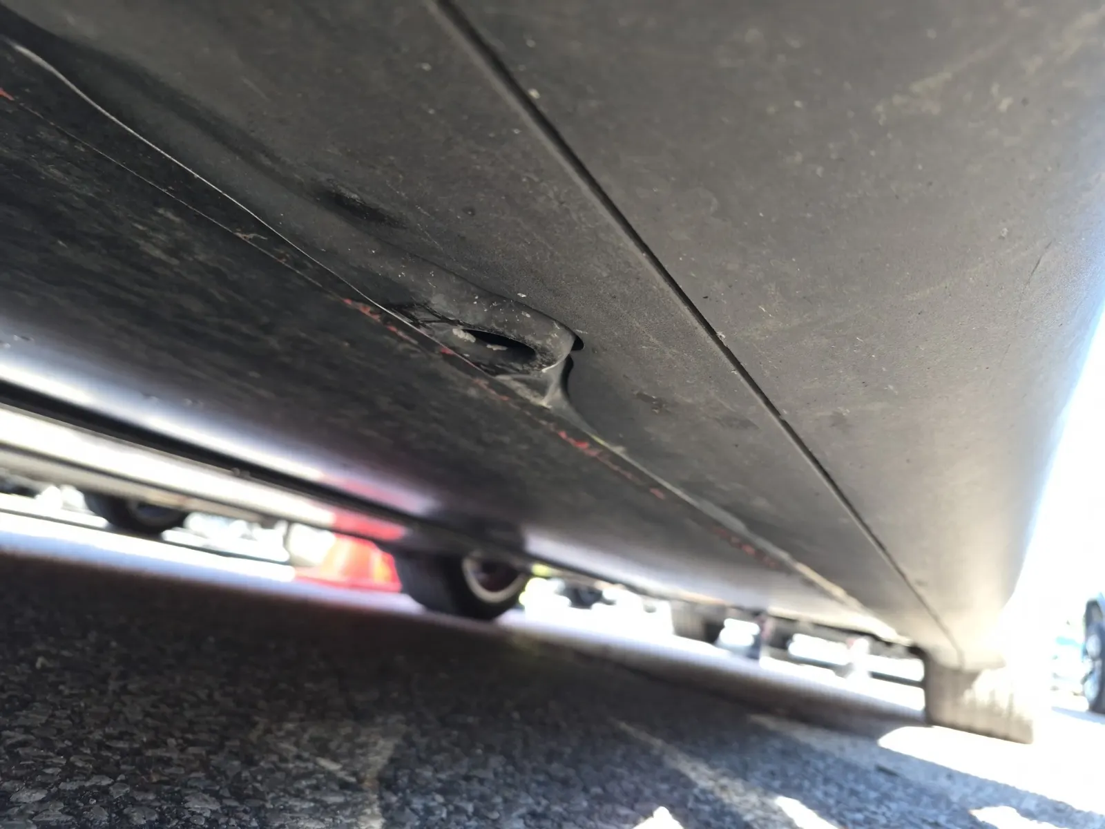 Undercarriage - Driver Photo
