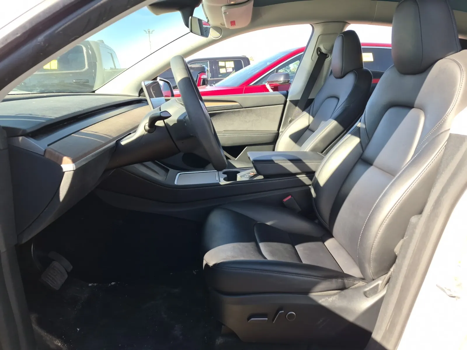 Front Interior Photo