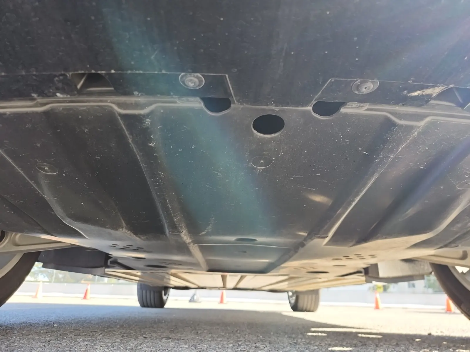 Undercarriage - Front Photo