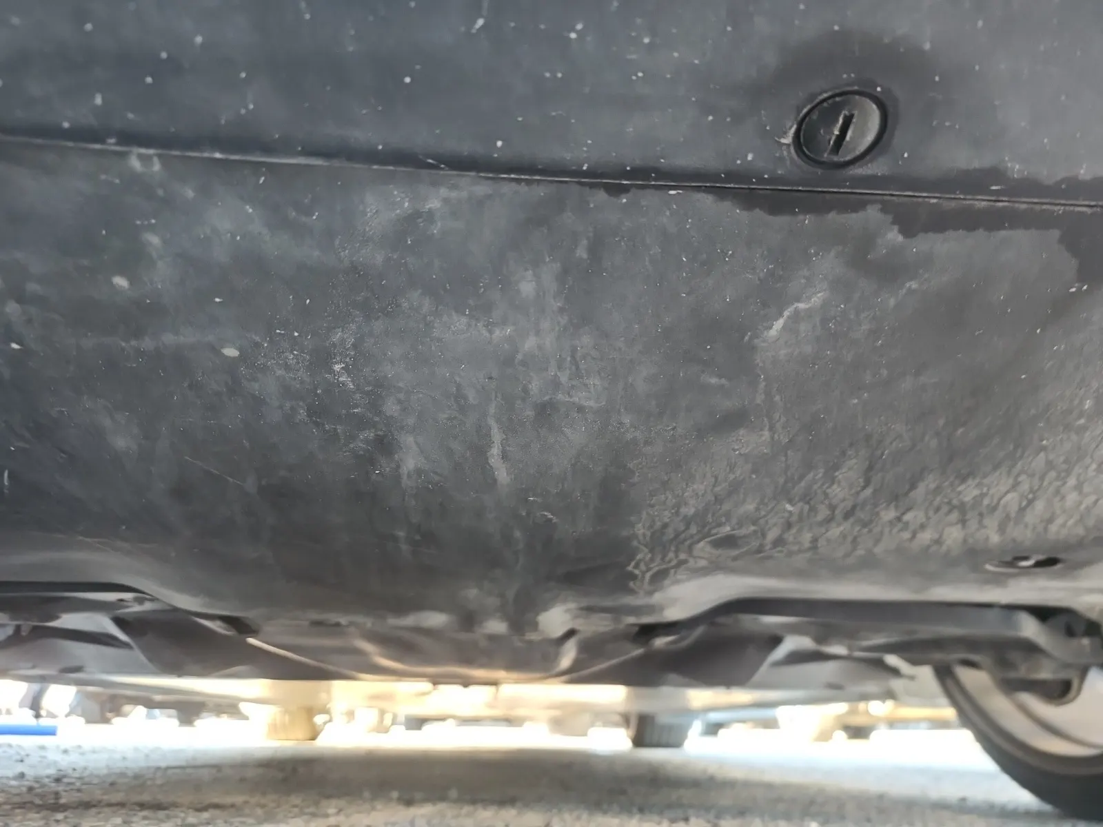 Undercarriage - Rear Photo