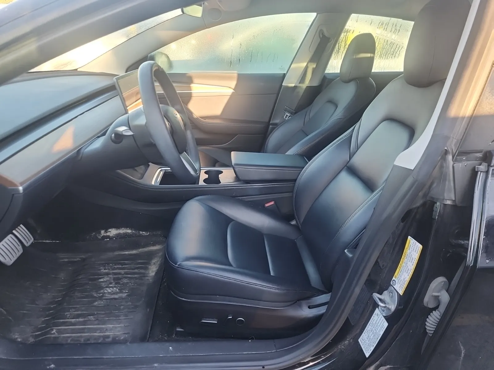 Front Interior Photo