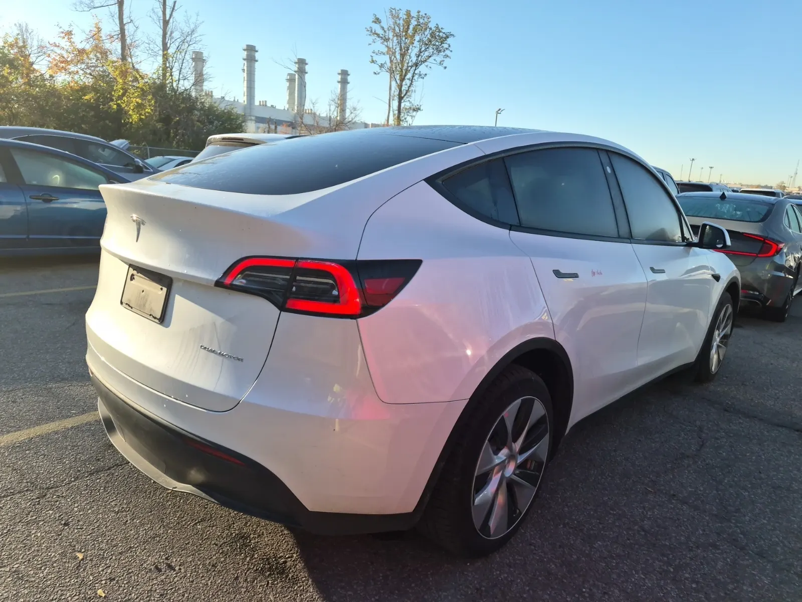 Passenger Rear 3/4 Photo