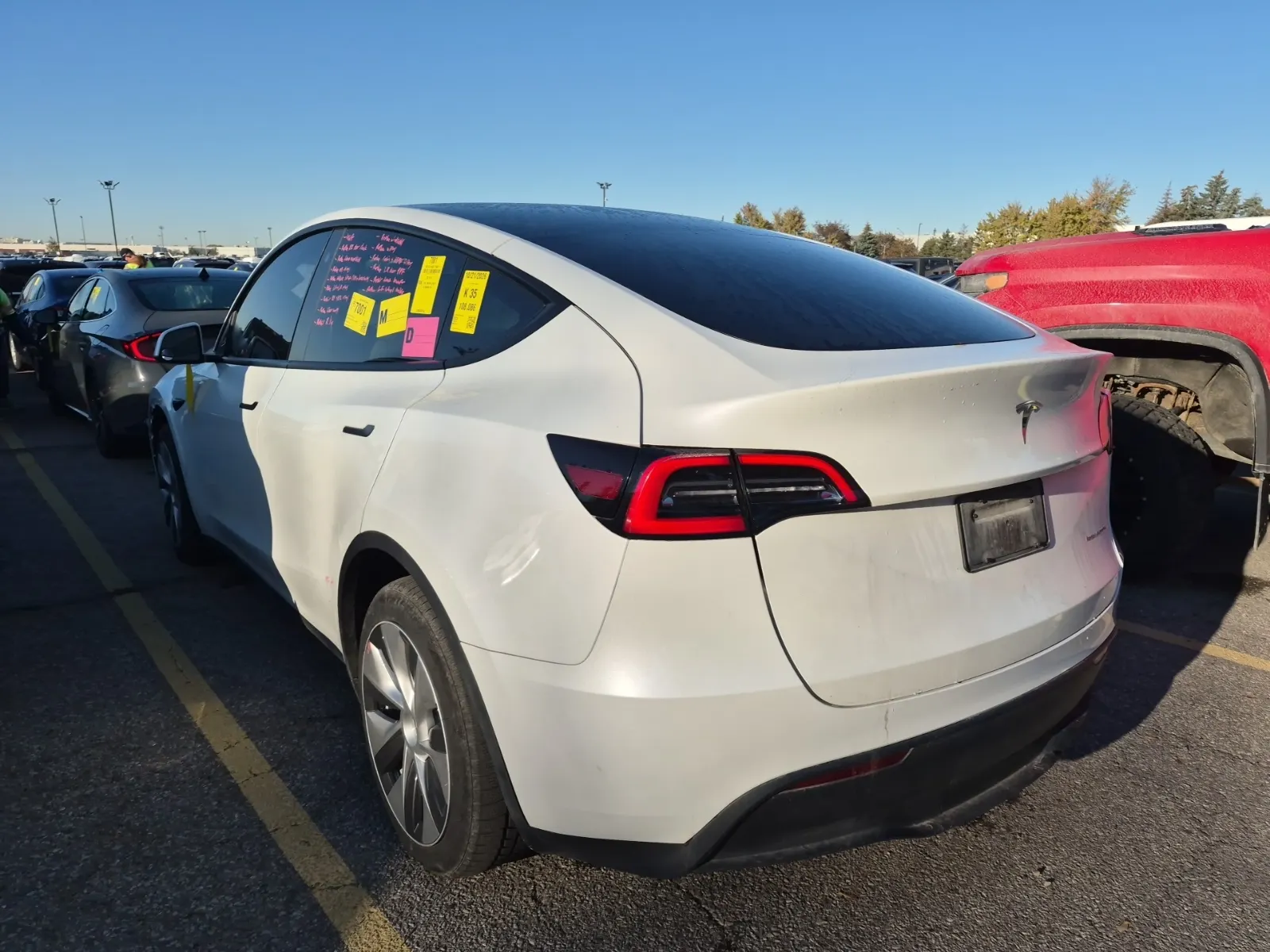 Driver Rear 3/4 Photo