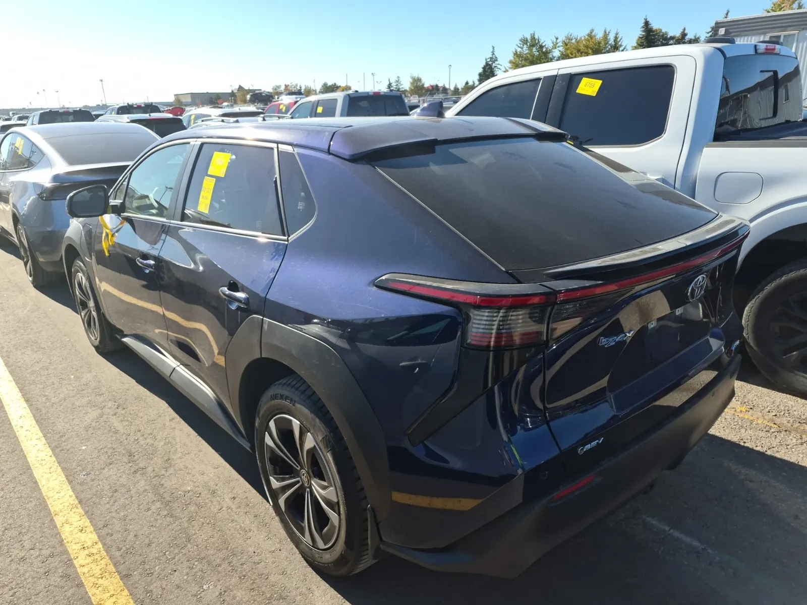 Driver Rear 3/4 Photo