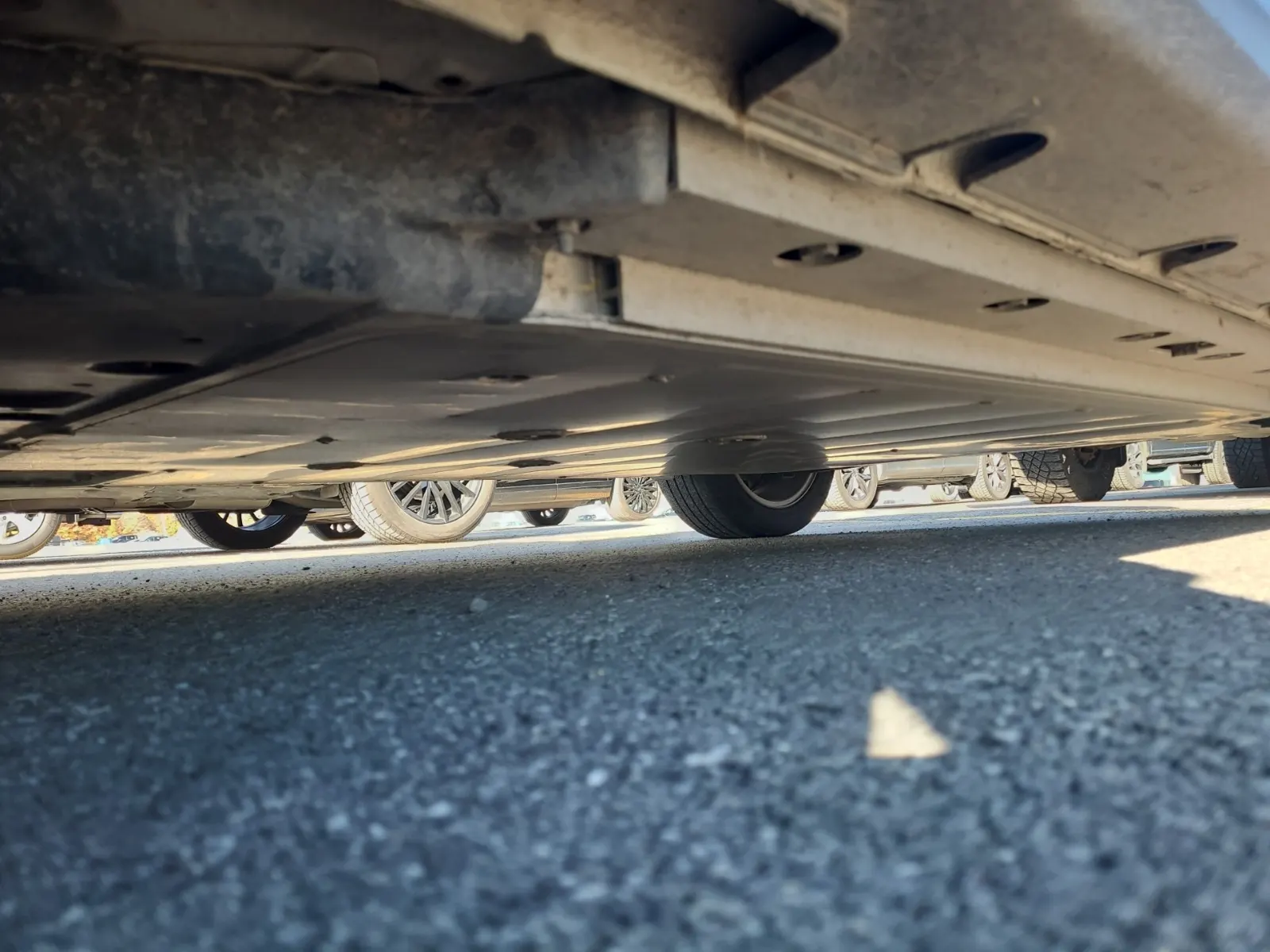 Undercarriage - Driver Photo