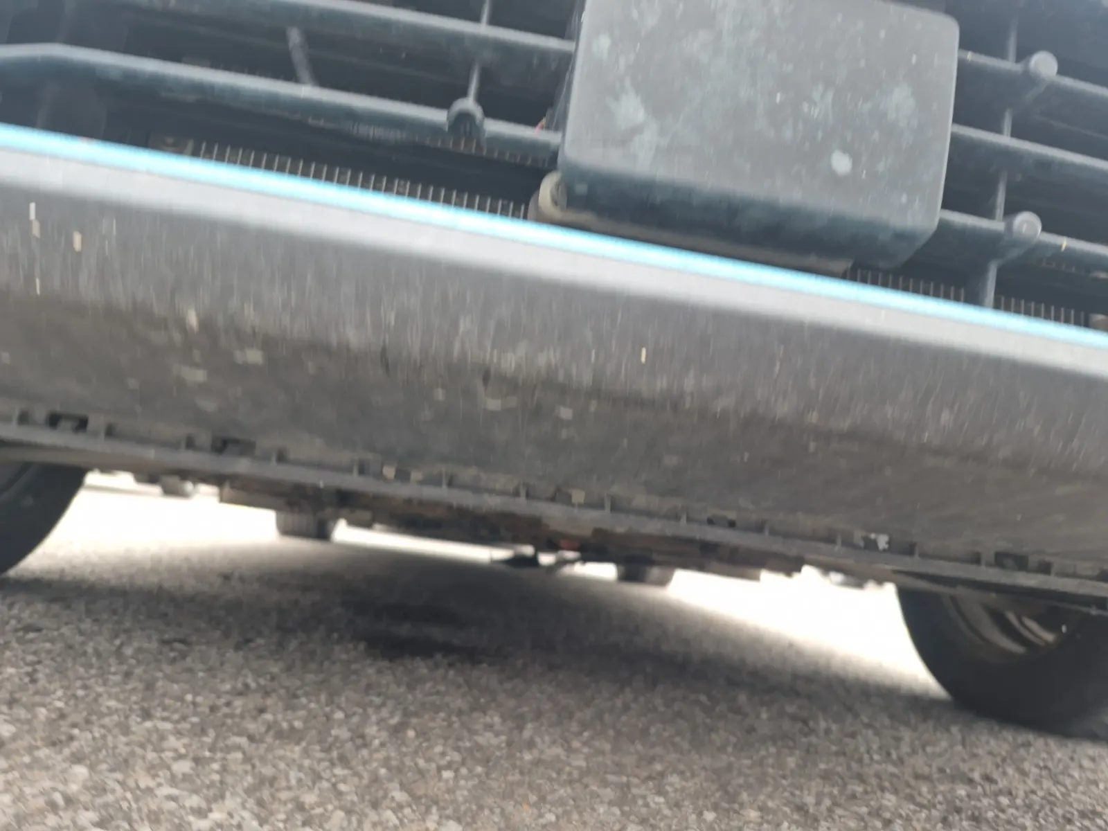 Undercarriage - Front Photo