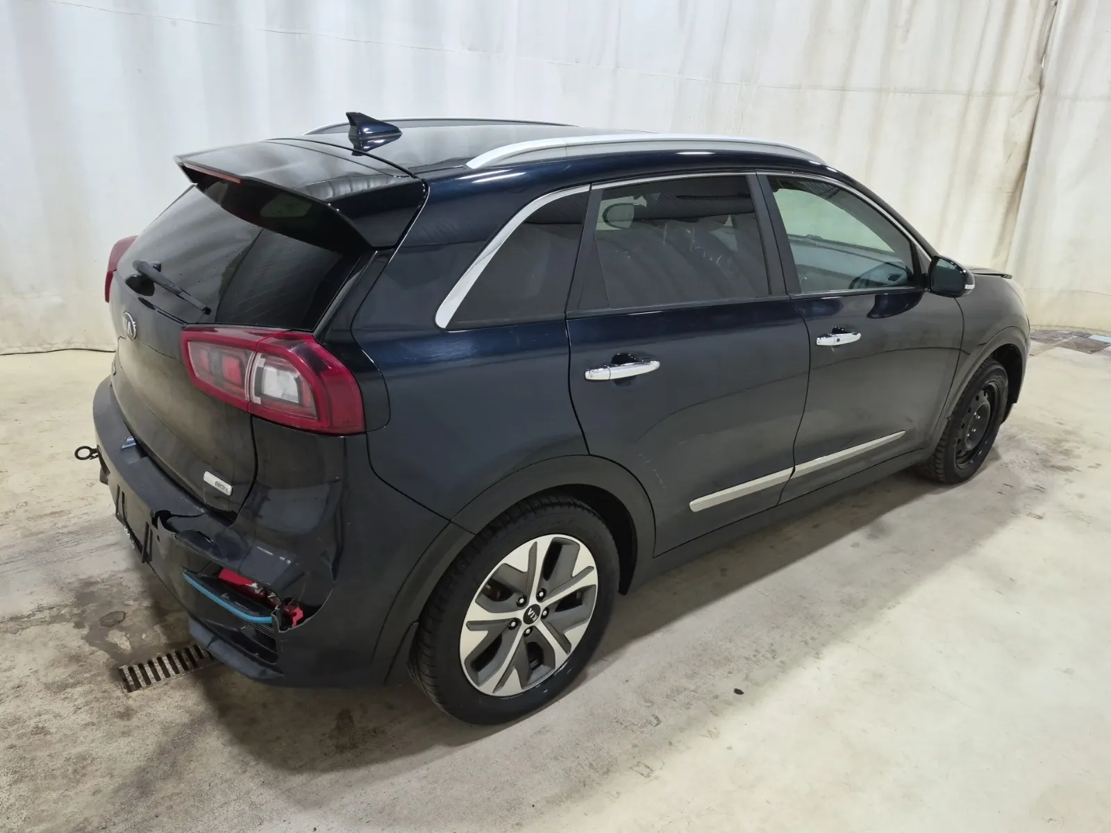 Passenger Rear 3/4 Photo