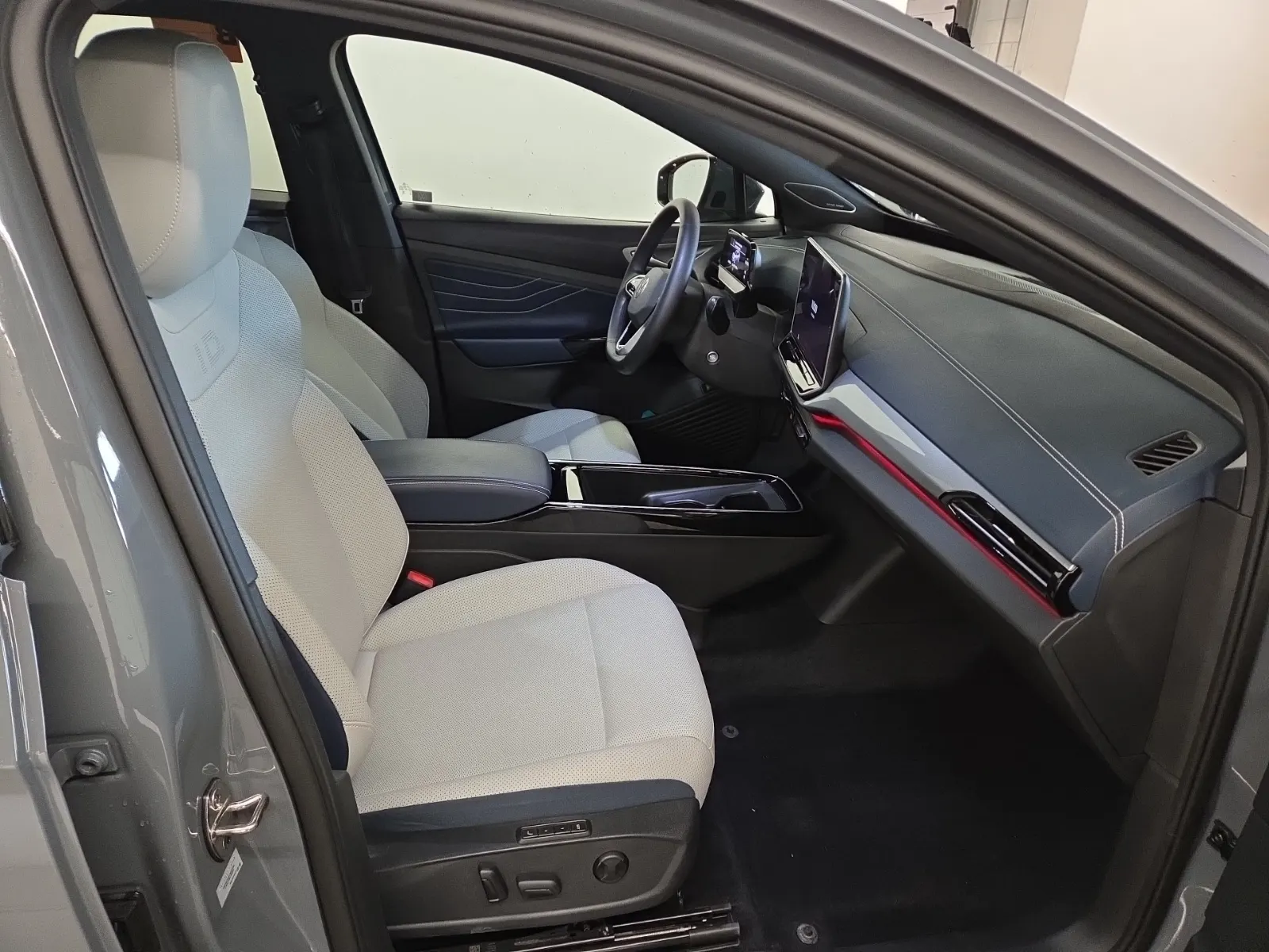 Right Side Interior Photo