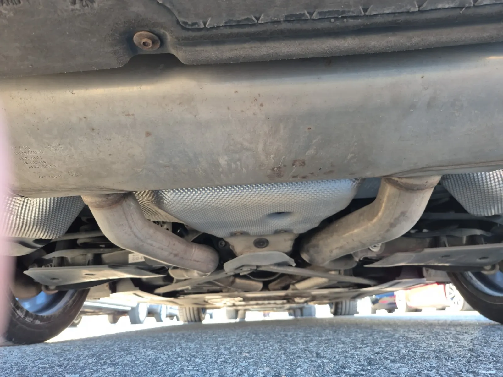 Undercarriage - Rear Photo