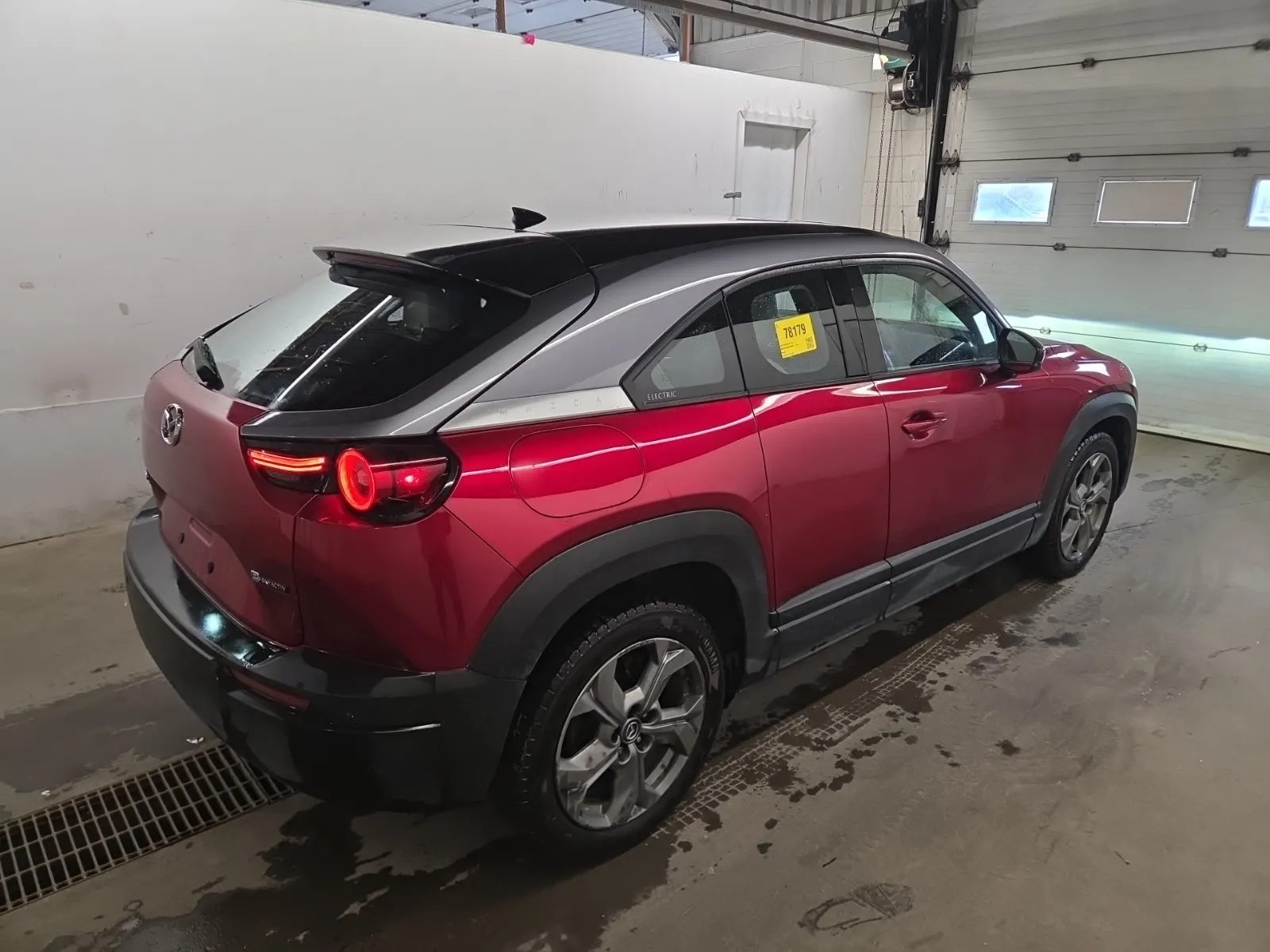 Passenger Rear 3/4 Photo