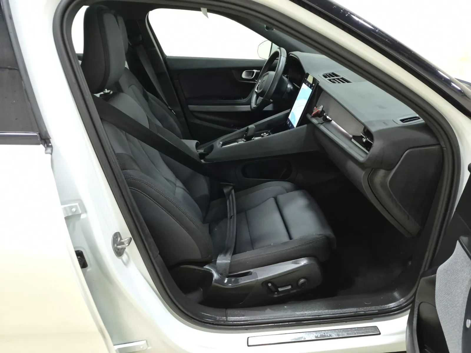 Right Side Interior Photo
