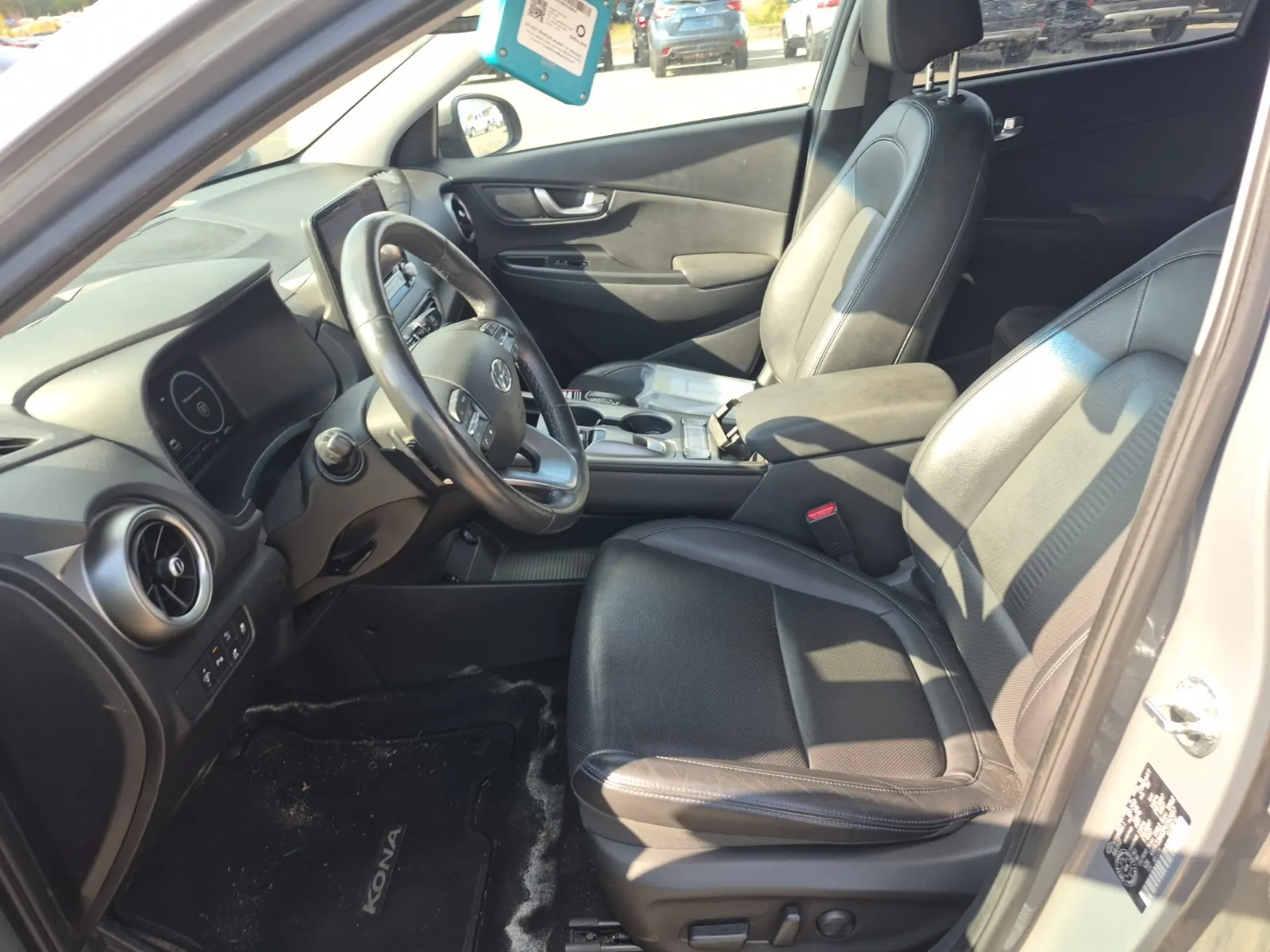 Front Interior Photo
