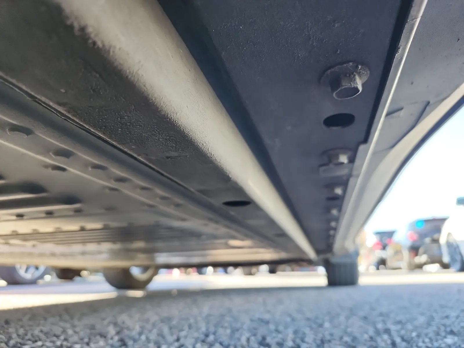 Undercarriage - Passenger Photo