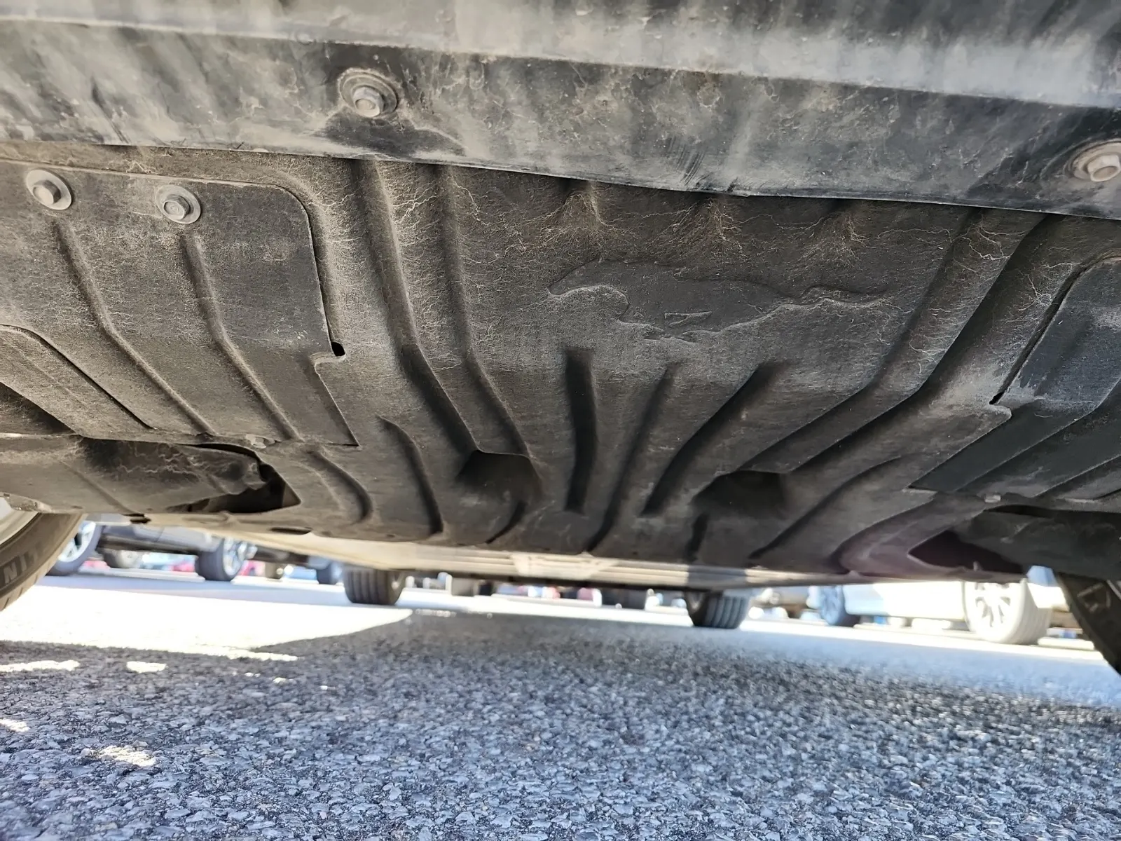 Undercarriage - Rear Photo