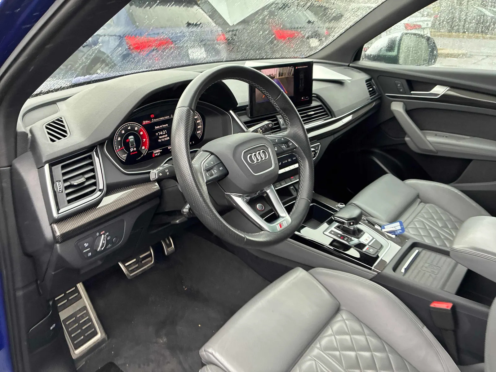 Interior driver side