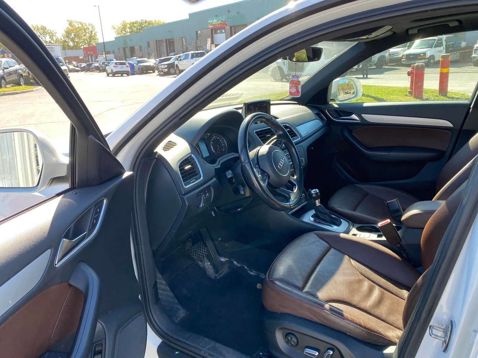 Interior driver side