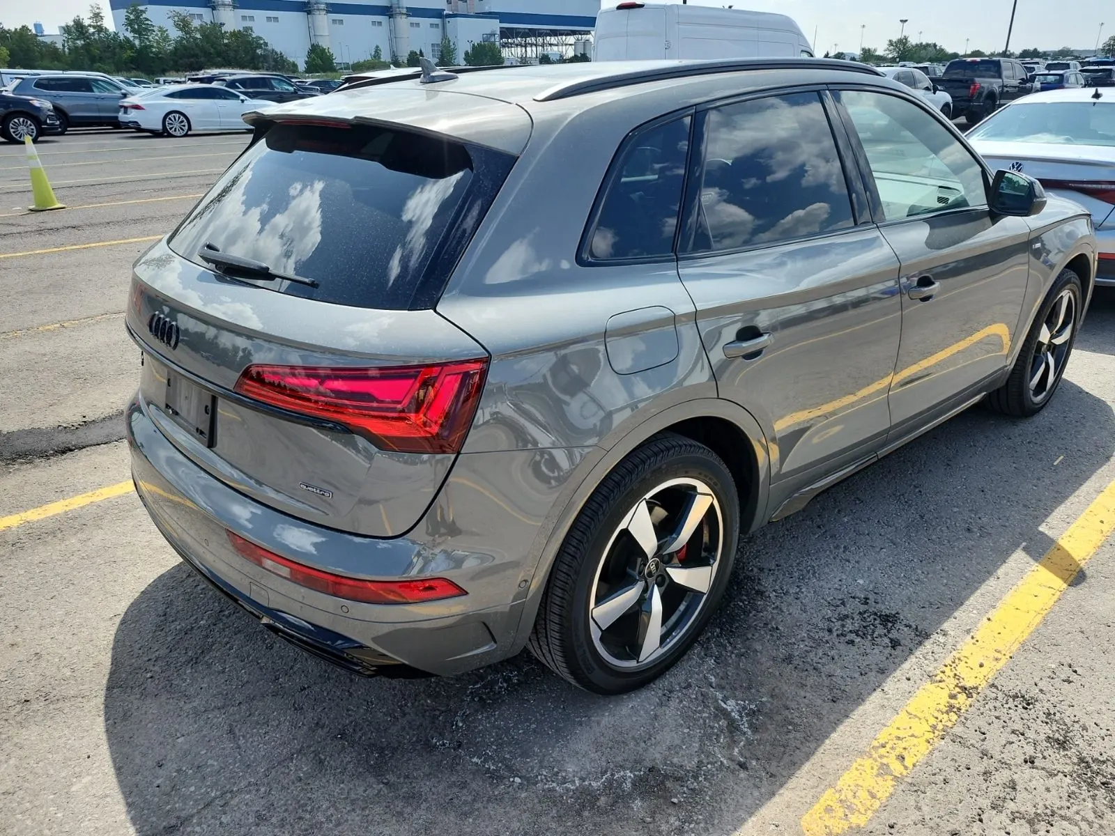 Passenger Rear 3/4 Photo