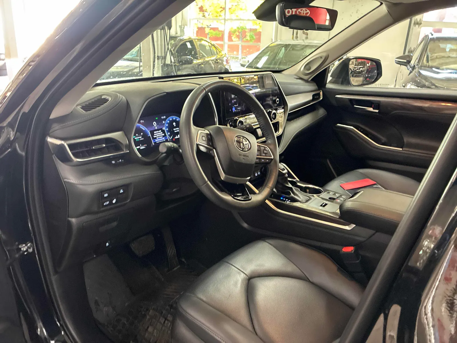 Interior driver side