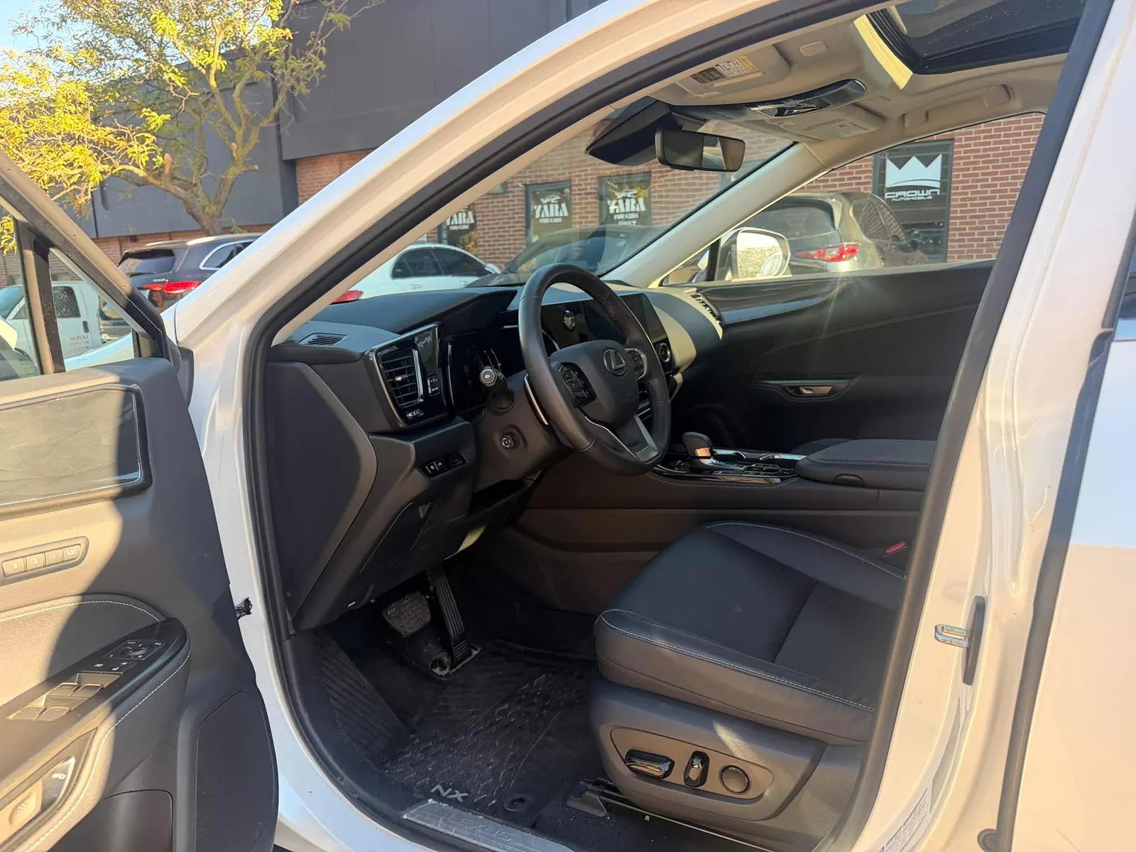 Interior driver side