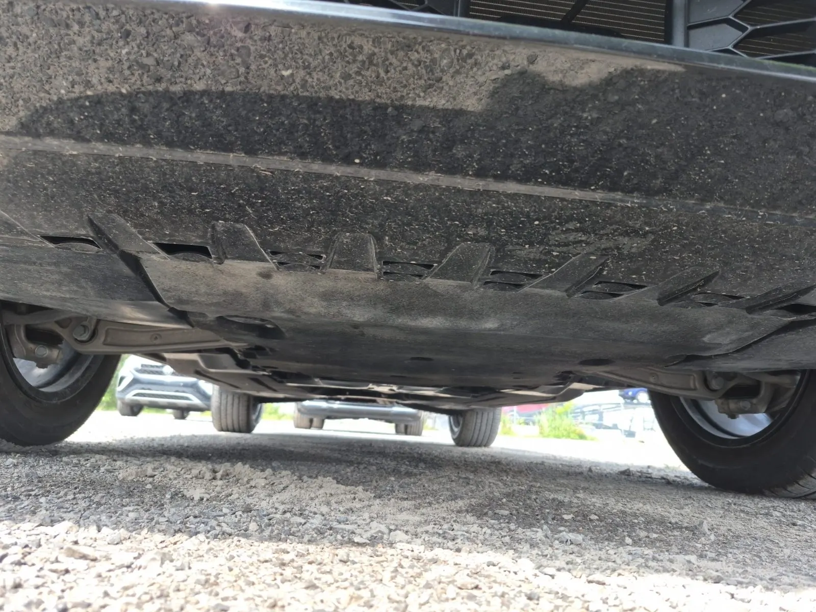Undercarriage - Front Photo