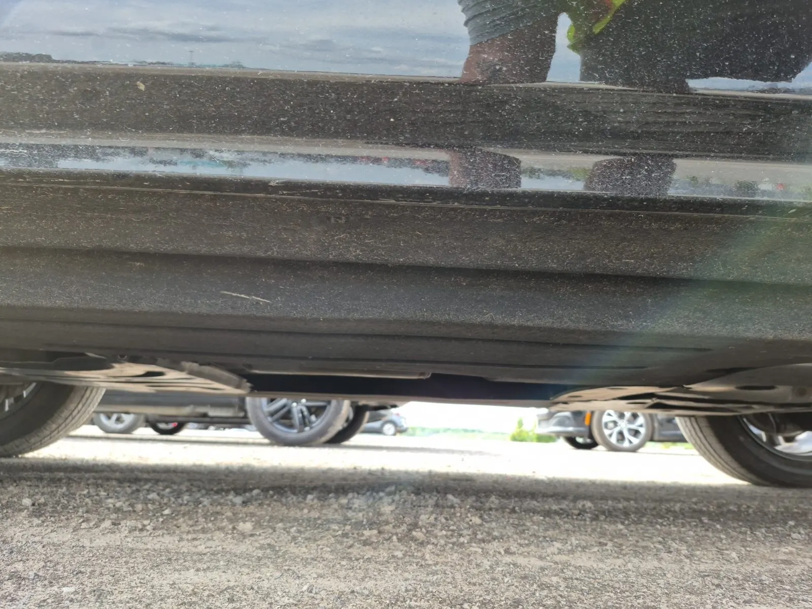 Undercarriage - Driver Photo