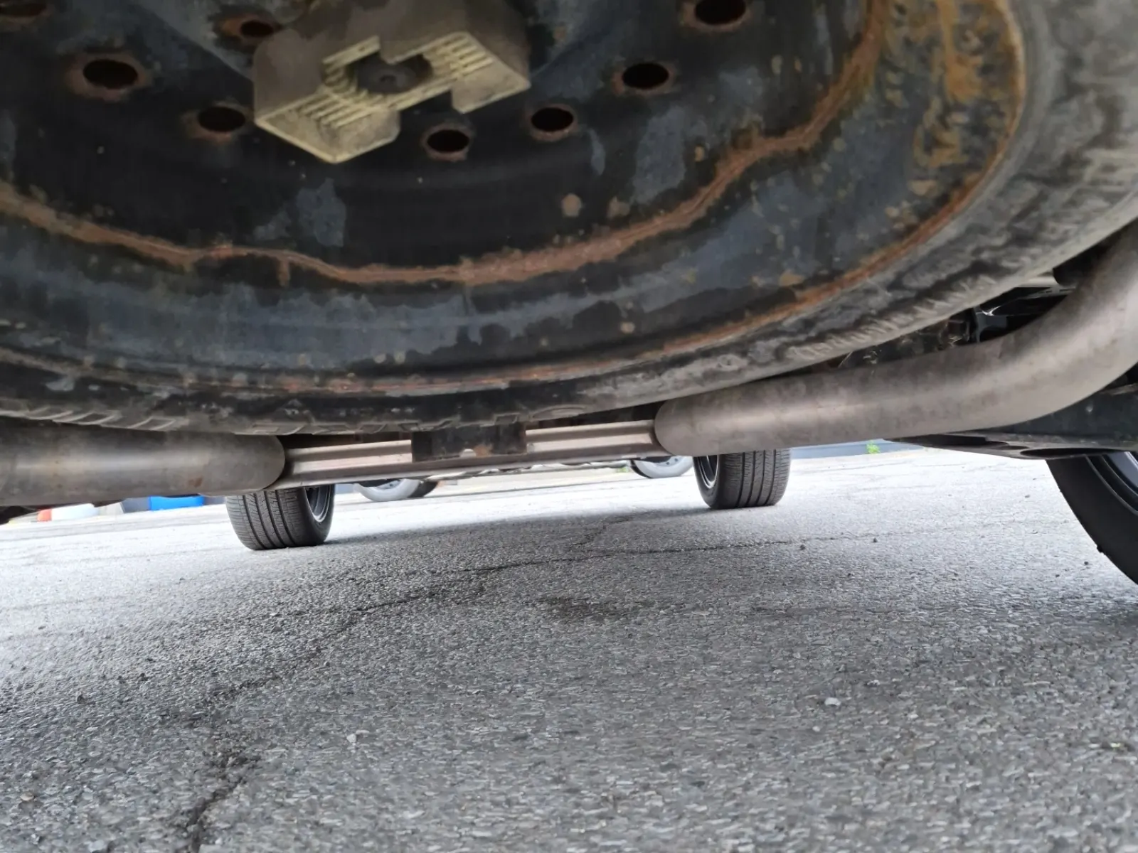 Spare Tire & Wheel Photo