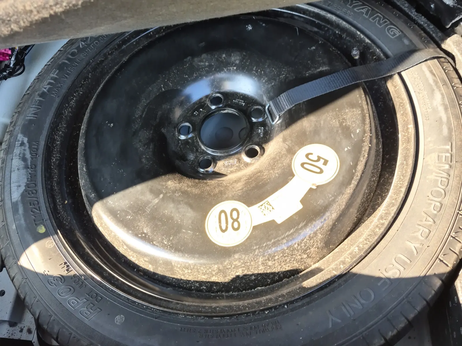 Spare Tire & Wheel Photo