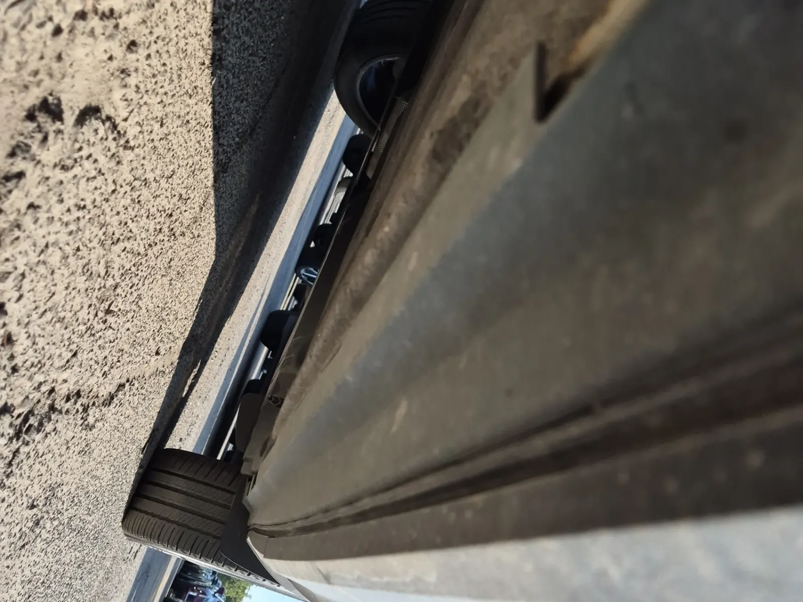 Undercarriage - Driver Photo