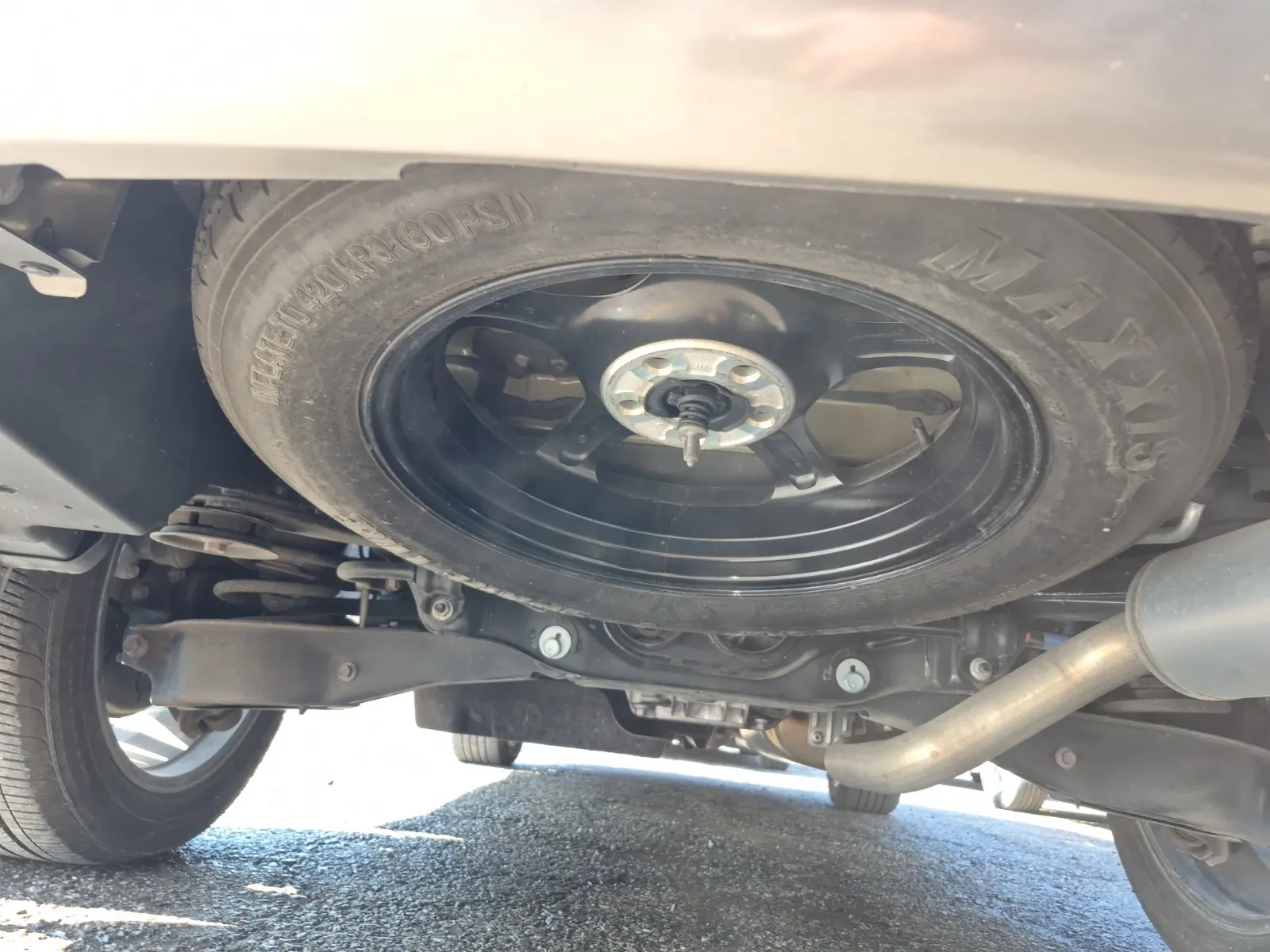 Spare Tire & Wheel Photo
